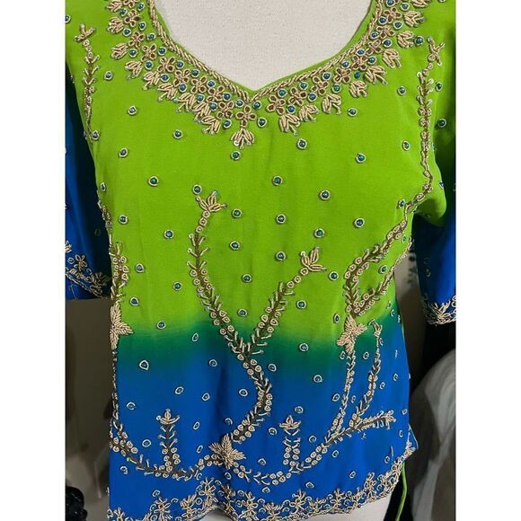 Hindu Inspired Beaded Tunic Blouse with Dupatta Size 40 - Picture 4 of 5